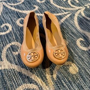 Tory Burch Women's Beige Ballet Flats